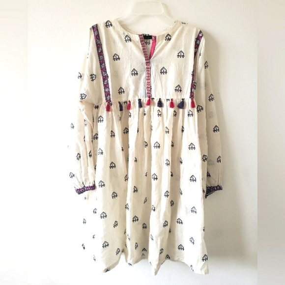 Girls' kurta/dress - Picture 1 of 5